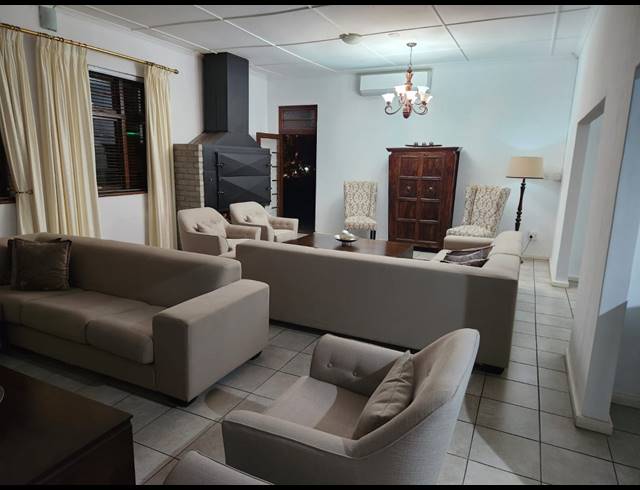 4 bed property to rent in WORCESTER CENTRAL